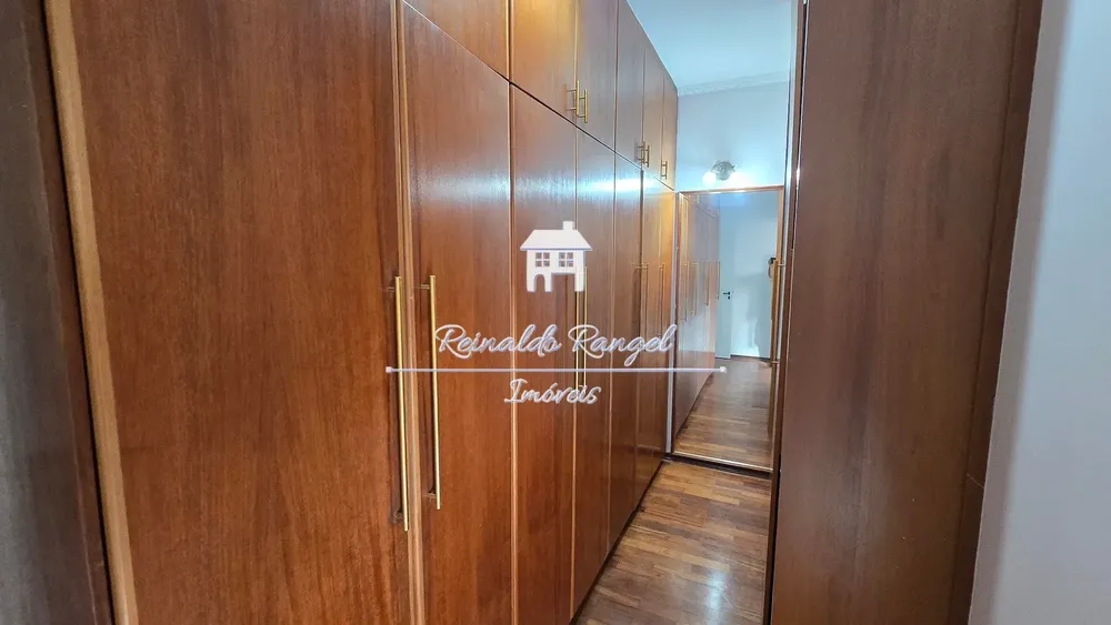 Casa, 4 quartos, 339 m² - Foto 2