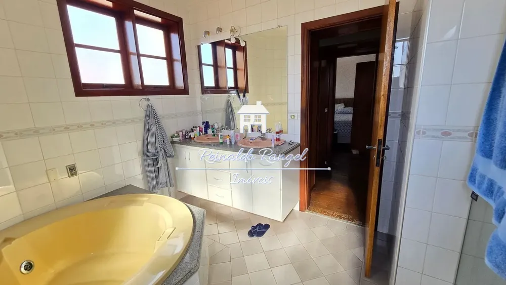 Casa, 4 quartos, 317 m² - Foto 2
