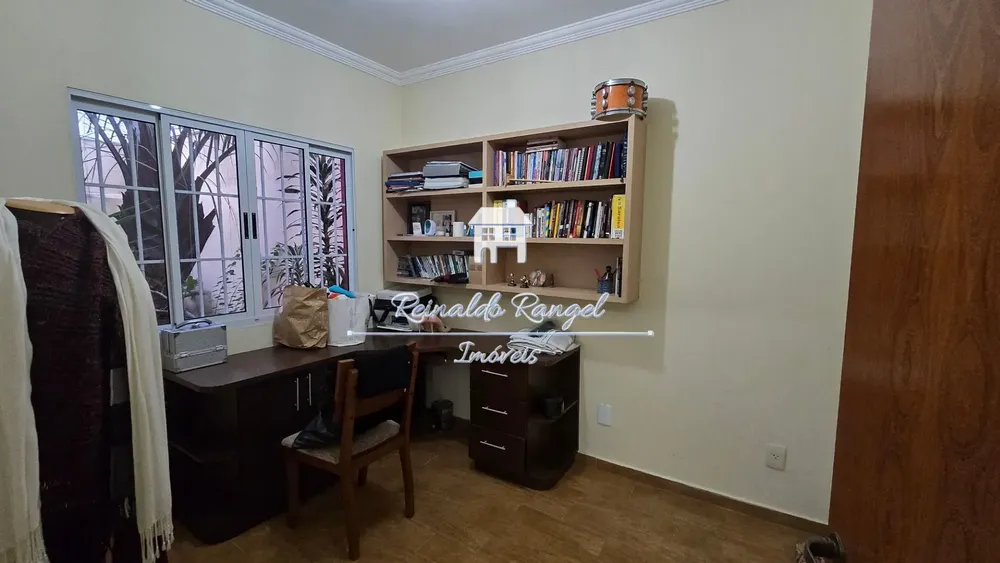 Casa, 4 quartos, 234 m² - Foto 2