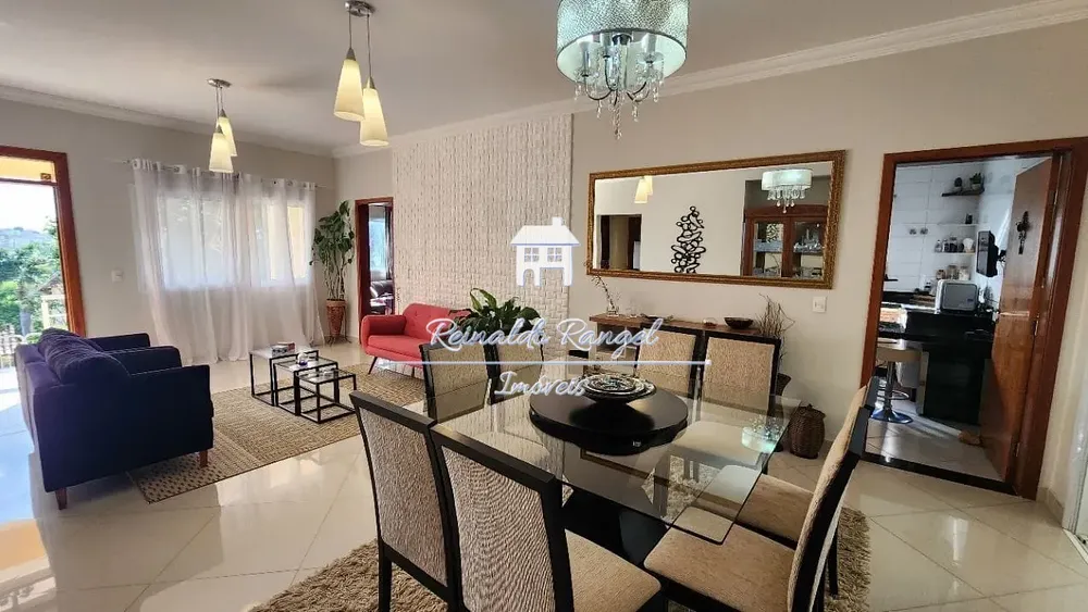 Casa, 4 quartos, 243 m² - Foto 3