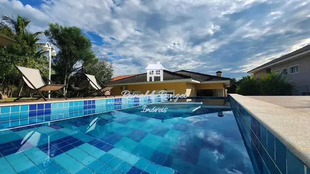 Casa, 4 quartos, 243 m² - Foto 1