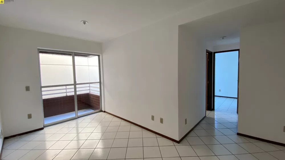 Apartamento para alugar com 2 quartos, 76m² - Foto 3