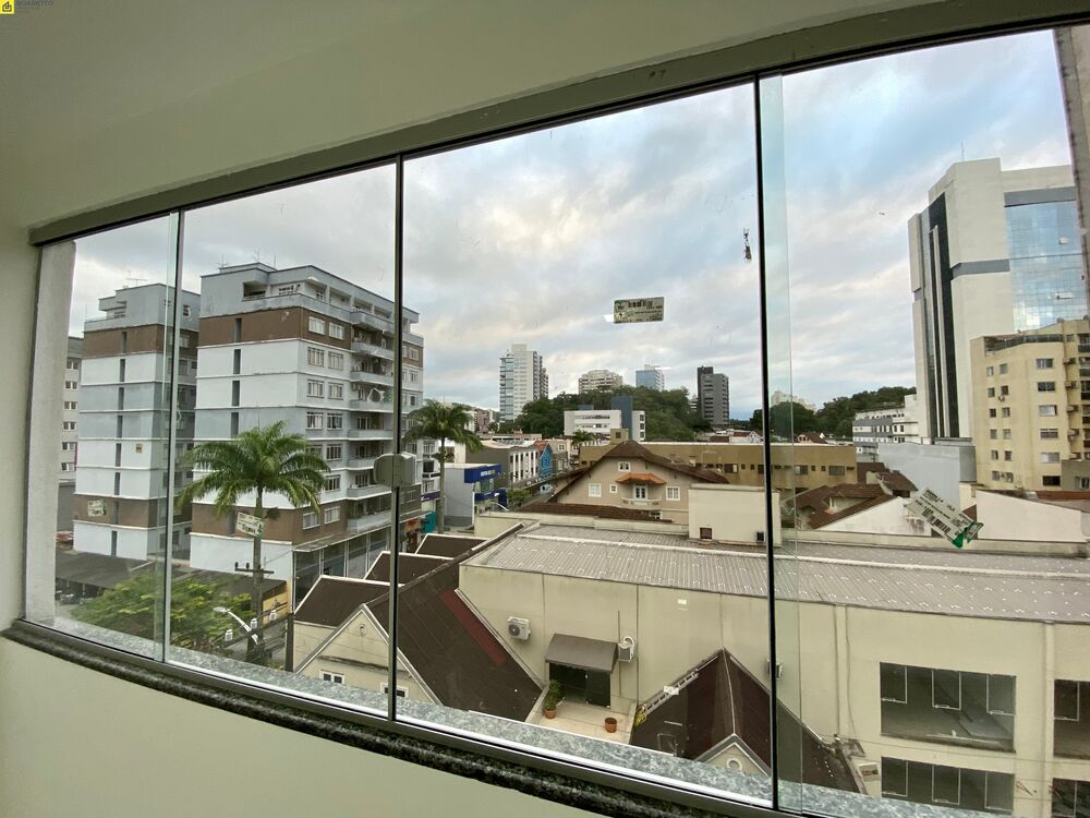 Apartamento para alugar com 5 quartos, 152m² - Foto 7