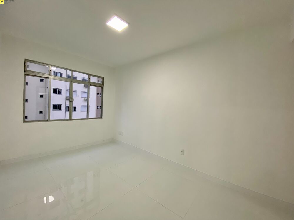 Apartamento para alugar com 5 quartos, 152m² - Foto 27