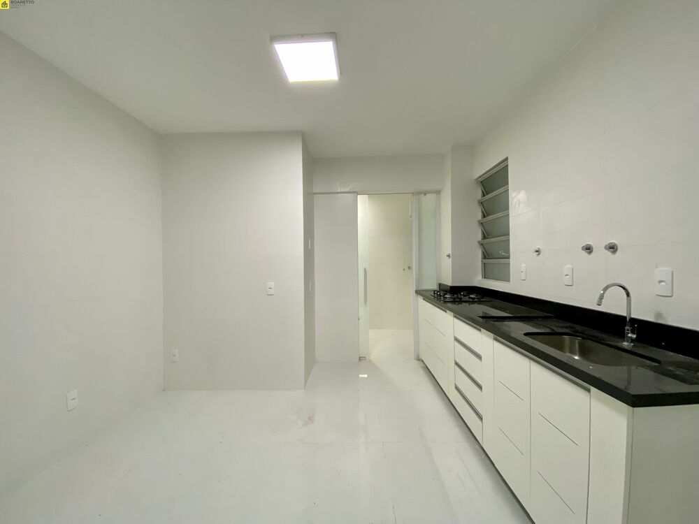 Apartamento para alugar com 5 quartos, 152m² - Foto 8