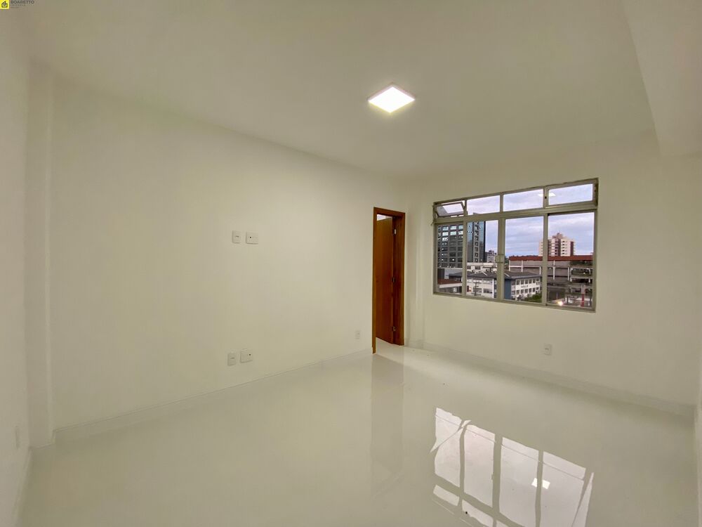 Apartamento para alugar com 5 quartos, 152m² - Foto 18