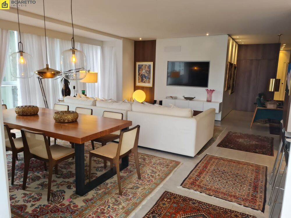 Apartamento para alugar com 3 quartos, 215m² - Foto 4