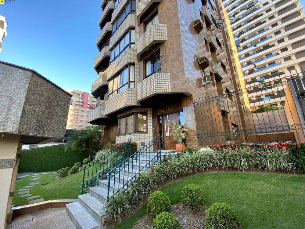 Apartamento, 3 quartos, 212 m² - Foto 3