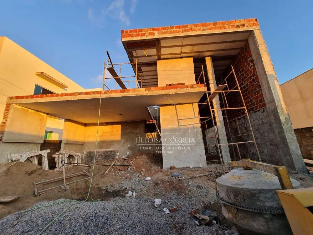 Casa, 4 quartos, 195 m² - Foto 2
