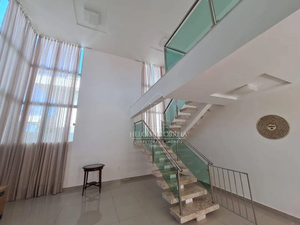 Casa, 4 quartos, 290 m² - Foto 1