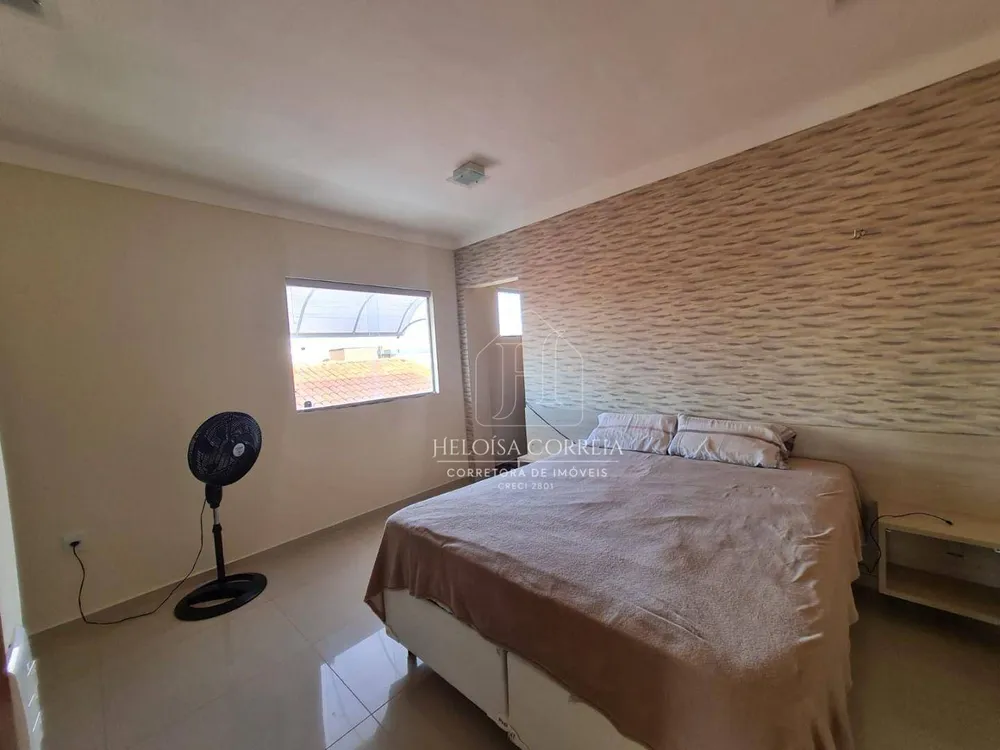 Casa, 3 quartos, 204 m² - Foto 1