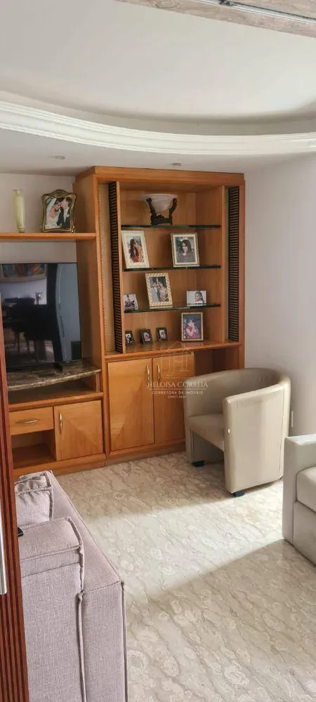 Apartamento, 3 quartos, 178 m² - Foto 2