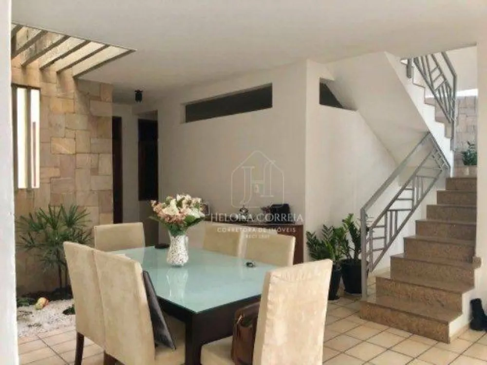 Casa, 4 quartos, 392 m² - Foto 1