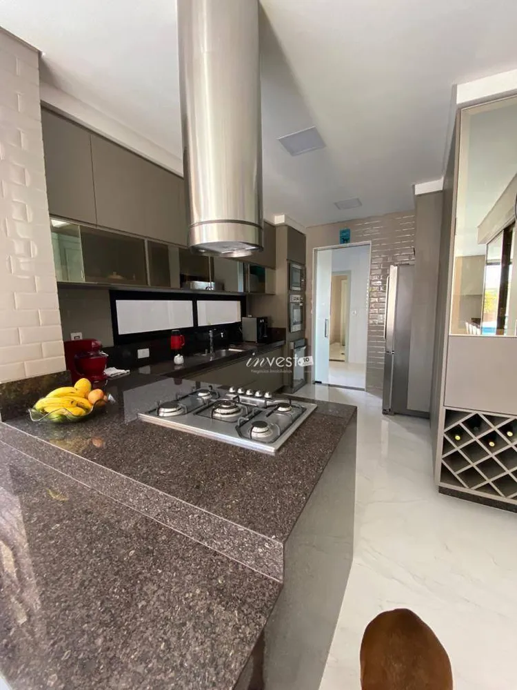 Casa, 4 quartos, 302 m² - Foto 37