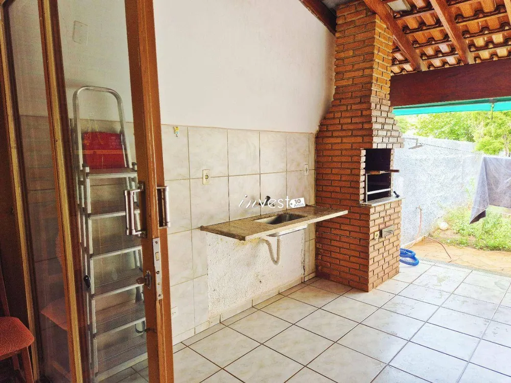Casa, 3 quartos, 136 m² - Foto 2