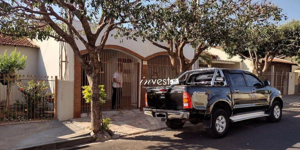 Casa, 3 quartos, 136 m² - Foto 1