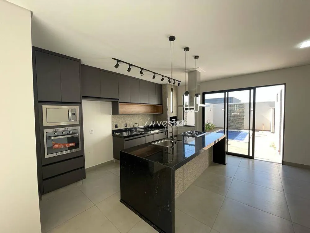 Casa, 3 quartos, 169 m² - Foto 6