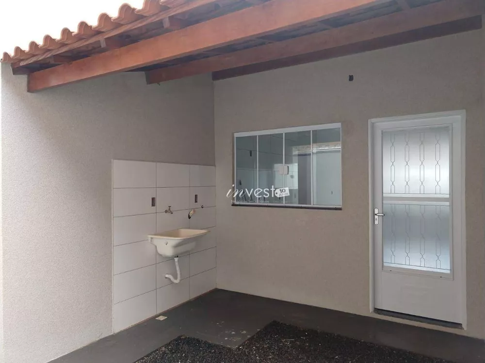 Casa à venda com 2 quartos, 61m² - Foto 8