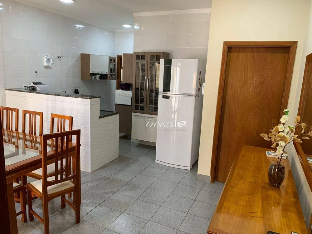 Casa, 3 quartos, 180 m² - Foto 12