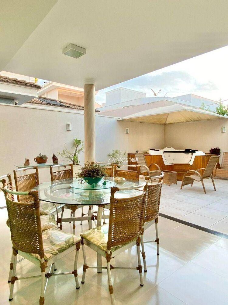 Sobrado, 4 quartos, 310 m² - Foto 13