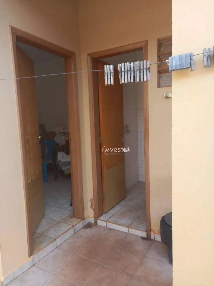 Casa à venda com 3 quartos, 165m² - Foto 14