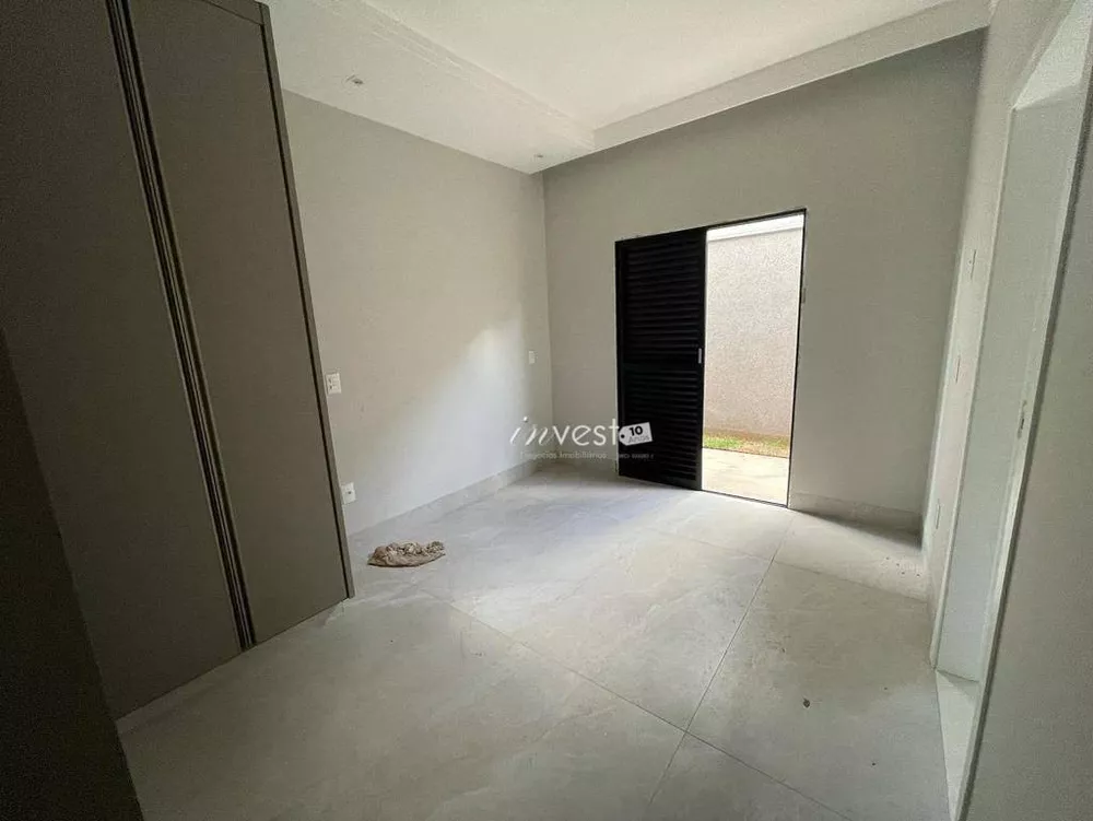 Casa à venda com 4 quartos, 280m² - Foto 5