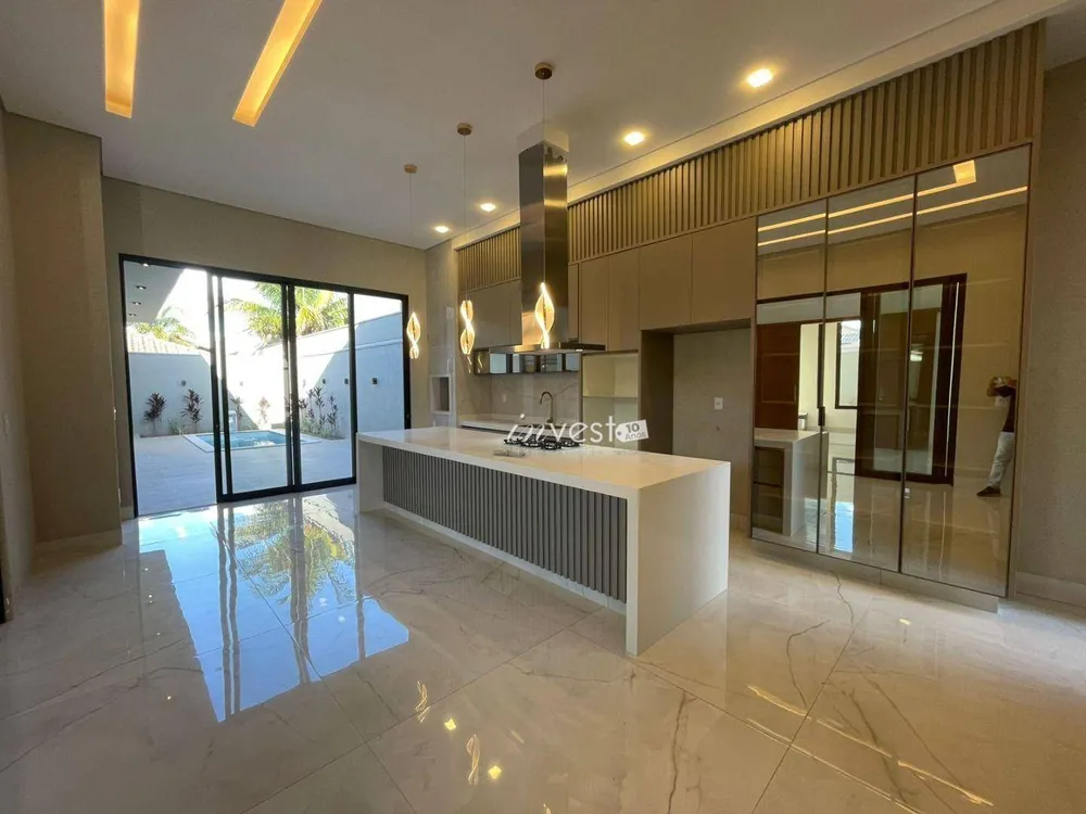 Casa, 3 quartos, 263 m² - Foto 10