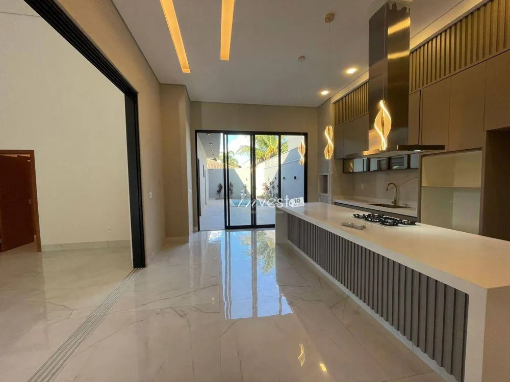 Casa, 3 quartos, 263 m² - Foto 13