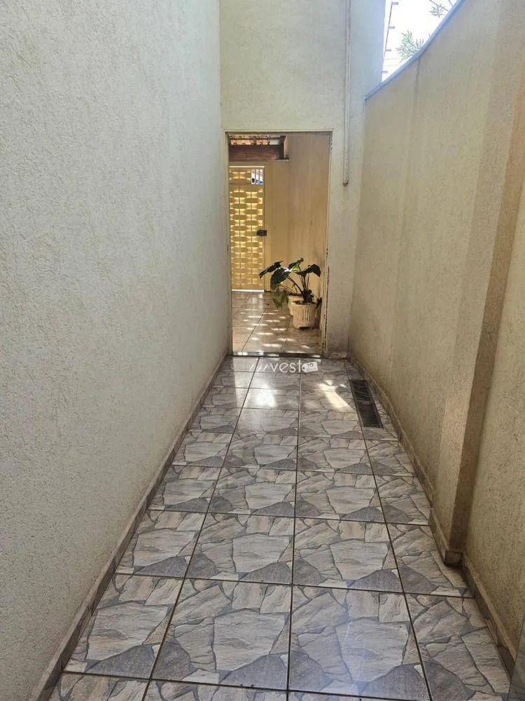 Casa, 3 quartos, 192 m² - Foto 2