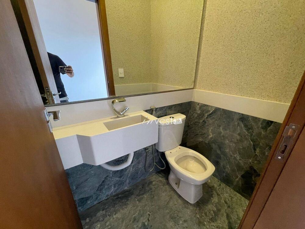 Casa, 3 quartos, 226 m² - Foto 1