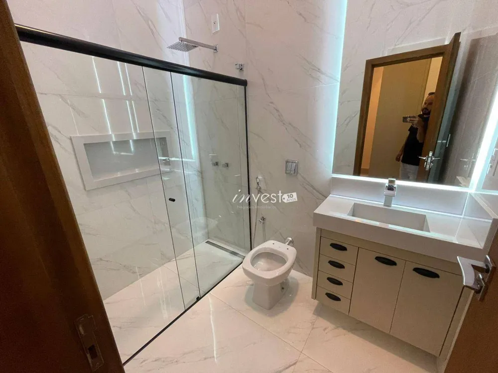 Casa, 3 quartos, 226 m² - Foto 14