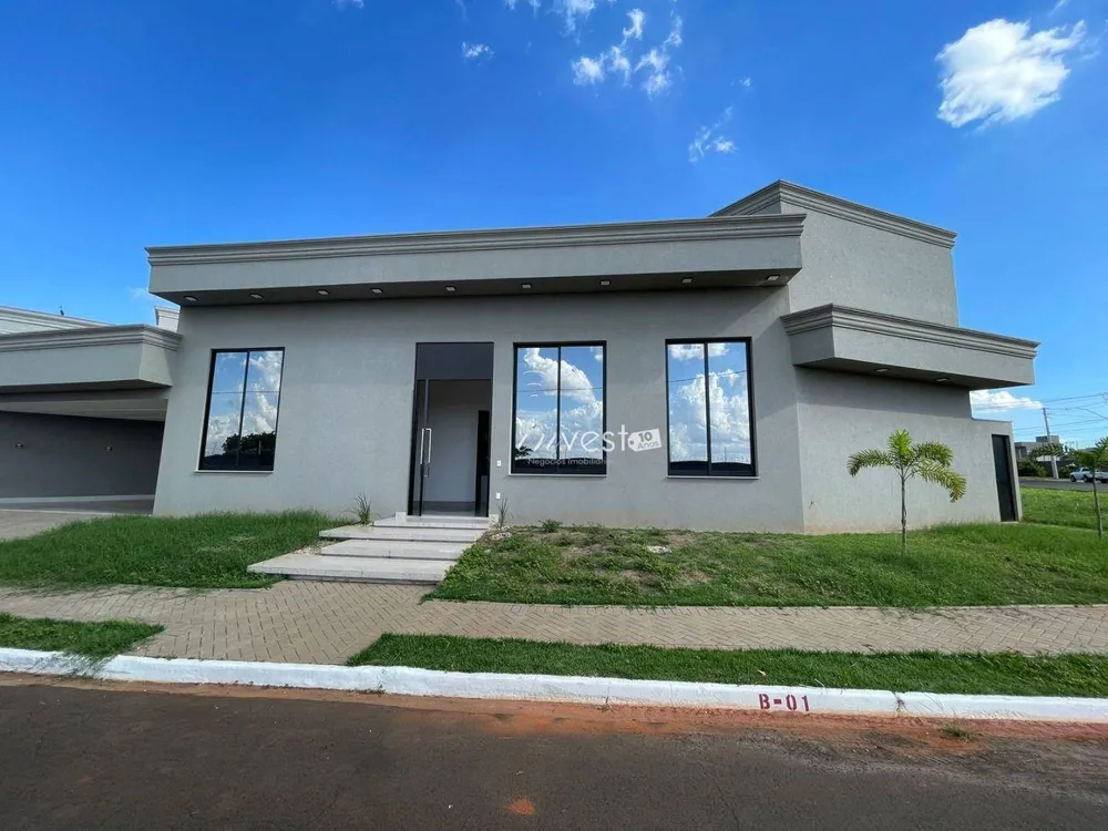 Casa, 3 quartos, 226 m² - Foto 1