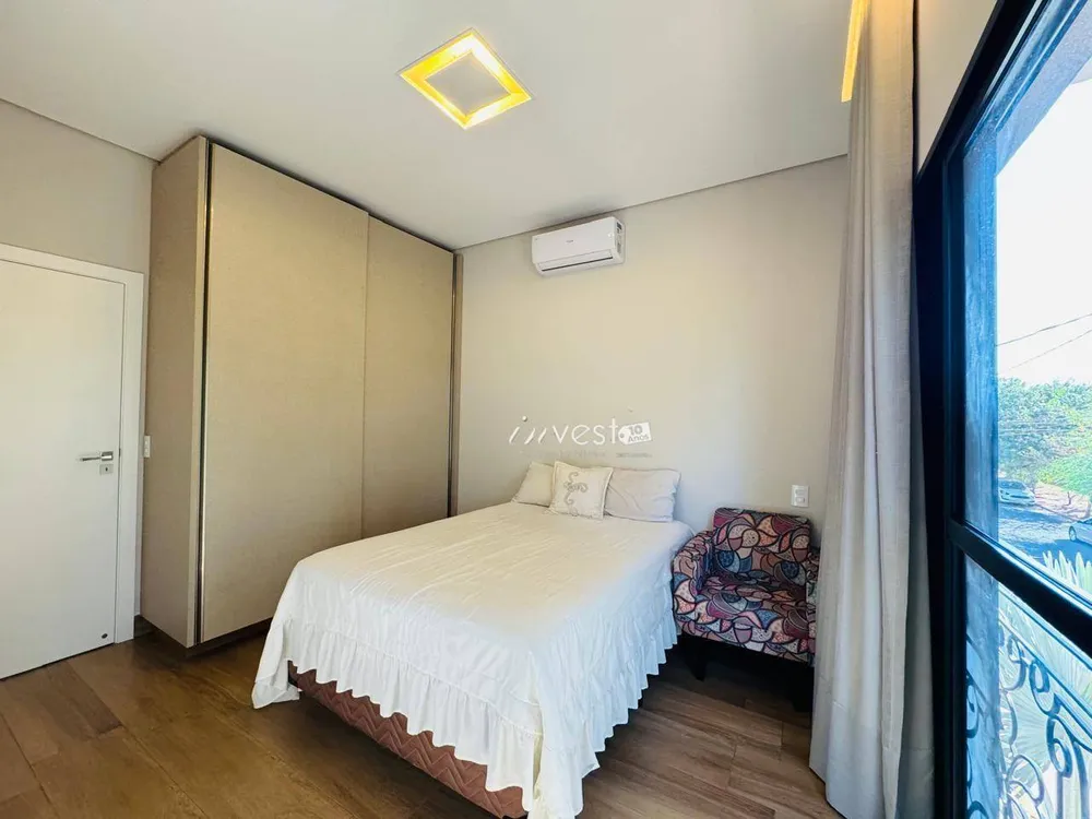 Casa, 3 quartos, 239 m² - Foto 17