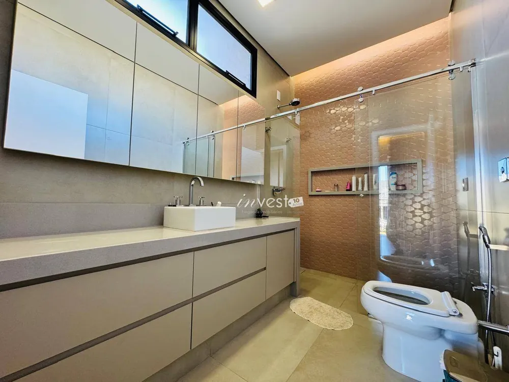 Casa, 3 quartos, 239 m² - Foto 22