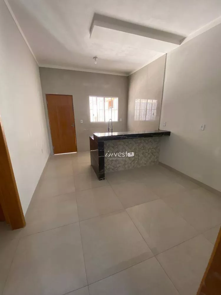 Casa à venda com 2 quartos, 200M2 - Foto 3