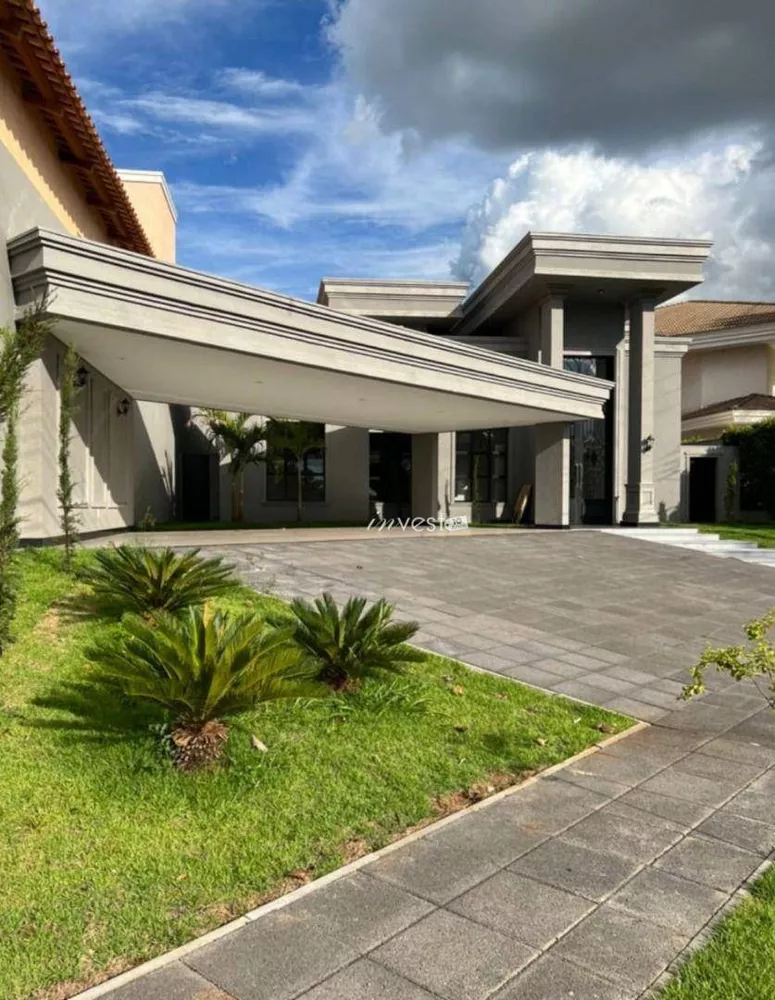 Casa à venda com 5 quartos, 500m² - Foto 1