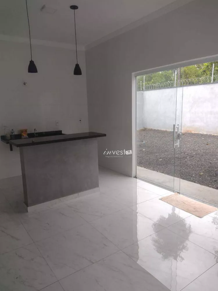 Casa à venda com 3 quartos, 105m² - Foto 5