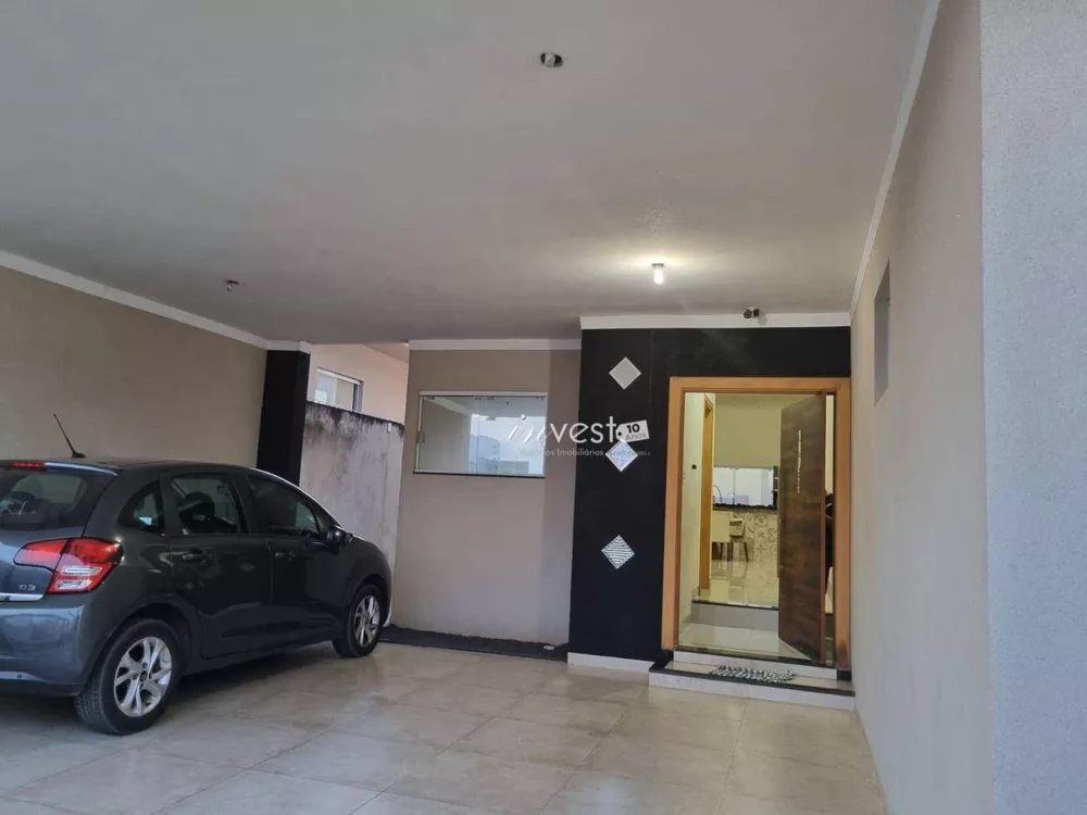 Casa à venda com 3 quartos, 293m² - Foto 2