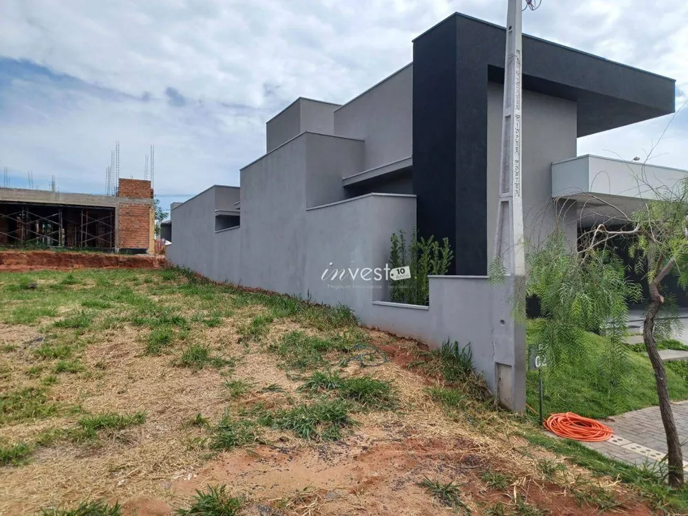 Casa à venda com 3 quartos, 185m² - Foto 4