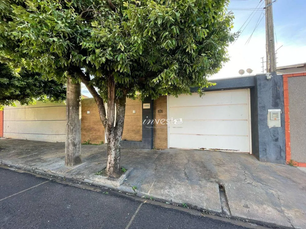 Casa, 4 quartos, 225 m² - Foto 3