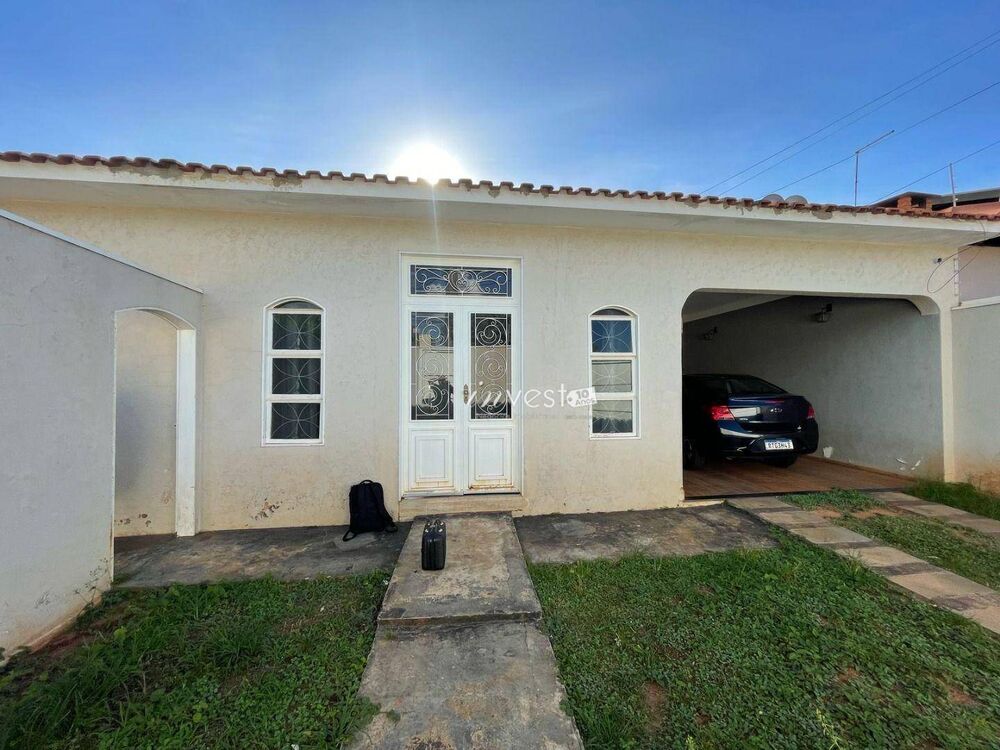 Casa, 4 quartos, 225 m² - Foto 3