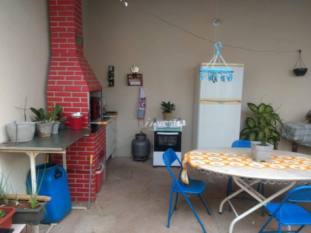 Casa, 3 quartos, 88 m² - Foto 1
