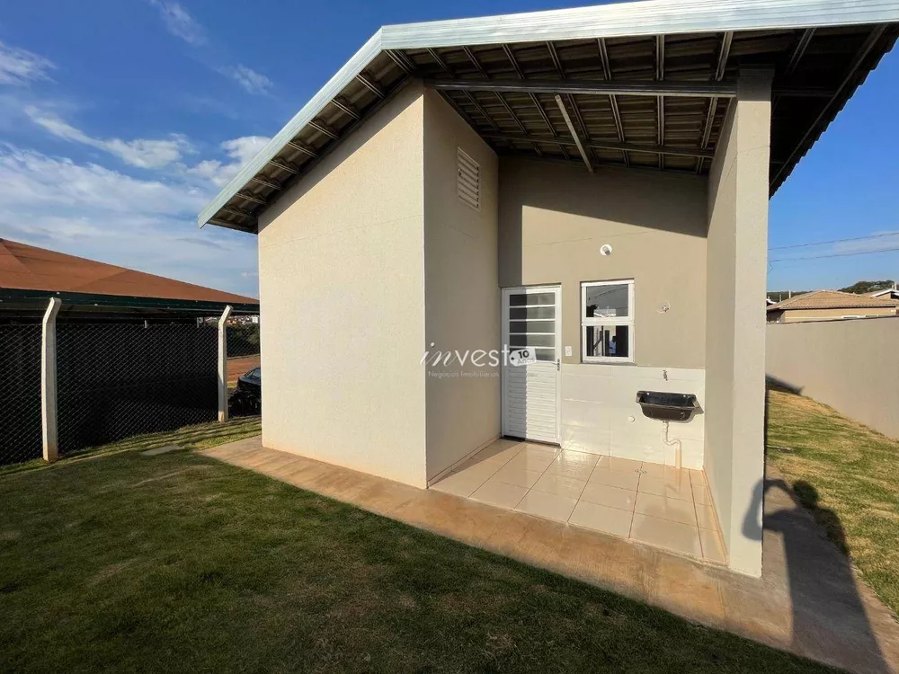 Casa à venda com 2 quartos, 43m² - Foto 9