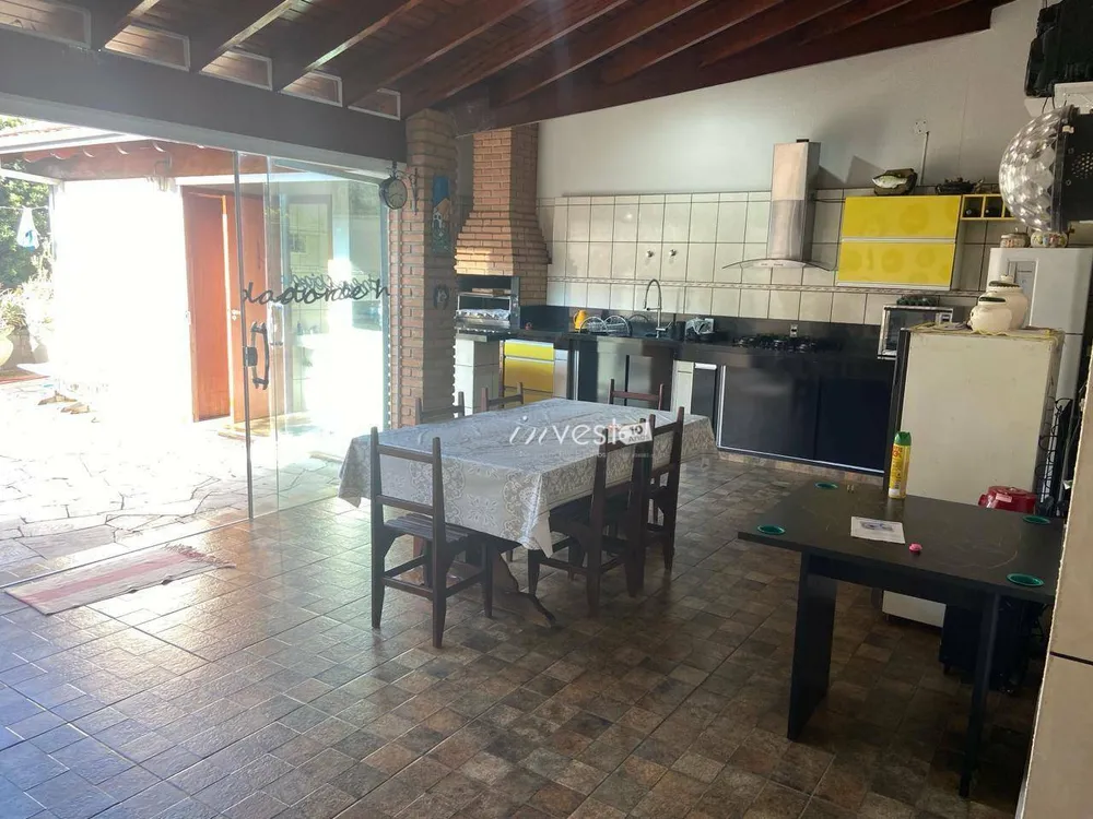 Casa, 3 quartos, 173 m² - Foto 11