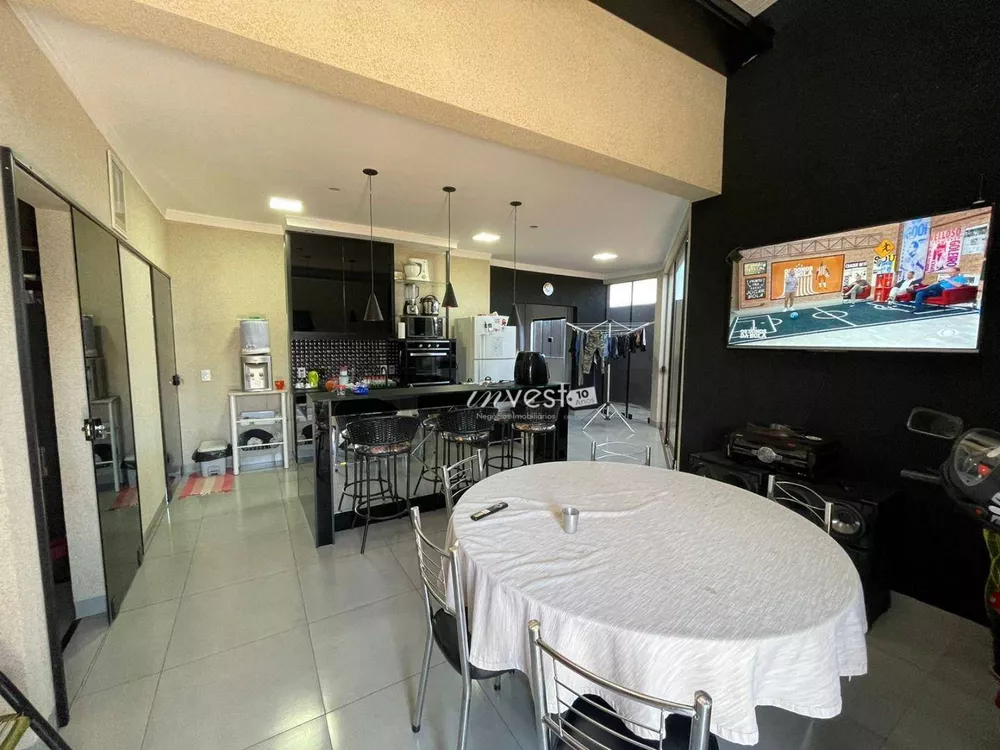 Casa à venda com 3 quartos, 160m² - Foto 13