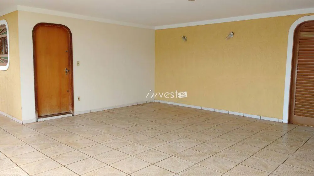 Casa, 3 quartos, 320 m² - Foto 29