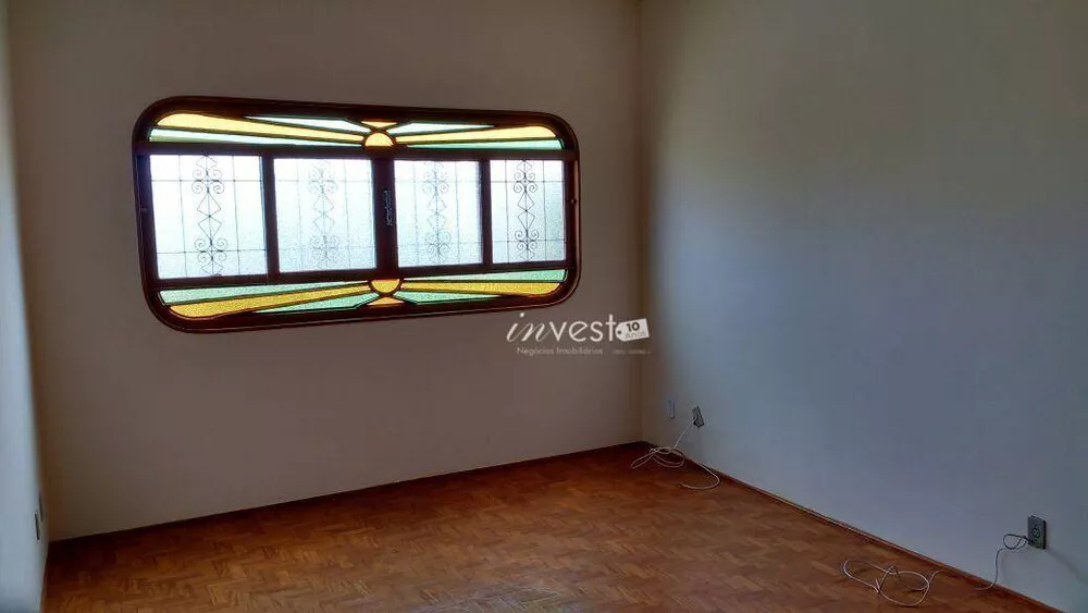 Casa à venda com 3 quartos, 320m² - Foto 14