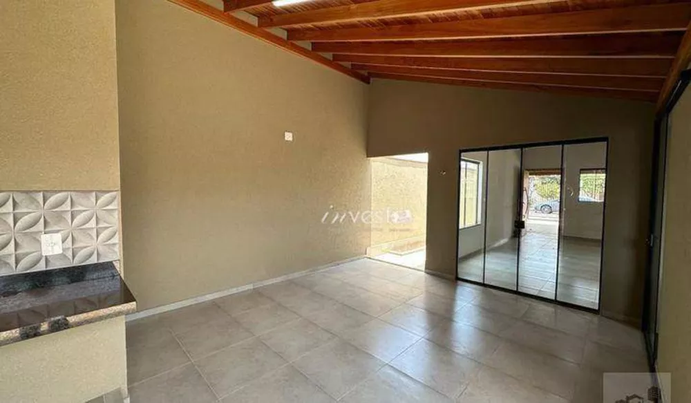 Casa à venda com 2 quartos, 118m² - Foto 3