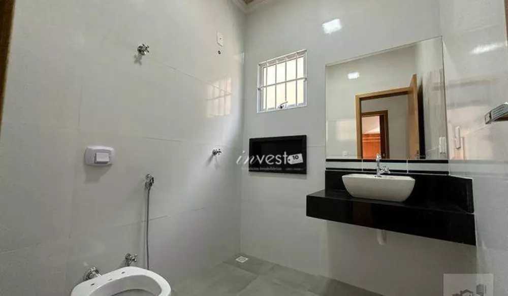 Casa à venda com 2 quartos, 118m² - Foto 9