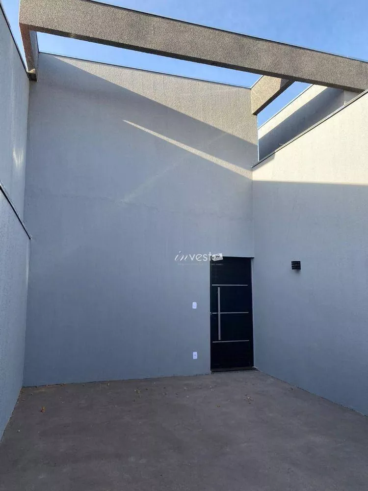 Casa à venda com 2 quartos, 66m² - Foto 12